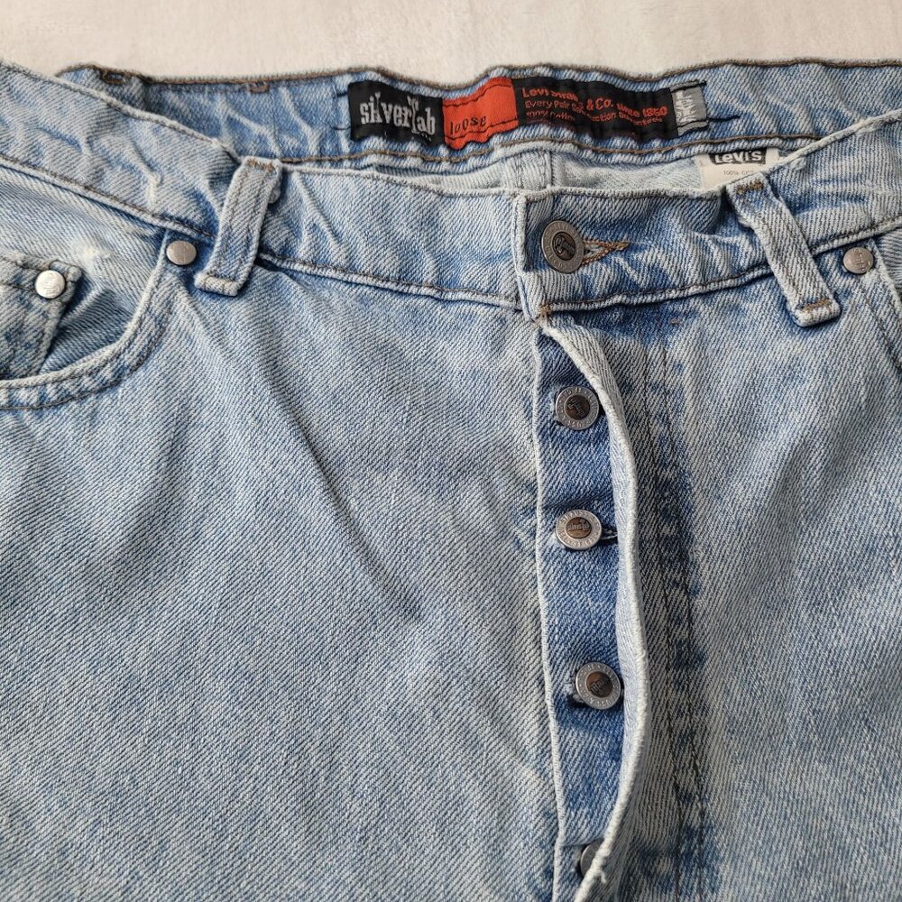 VTG 90's Levi's Silver Tab Men's Loose Fit Light Blue Denim Jeans Size 38x32 USA - Picture 5 of 12